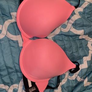 VS Pink Bra